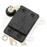 Регулятор напряжения