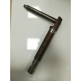 Ось шарнира