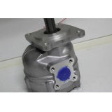 Насос НШ-32А-3 шестеренный правый (круглый) (22.00079) "Агротэк"