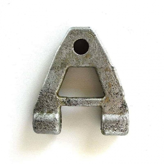 Петля крепления стекла бокового УК - 1