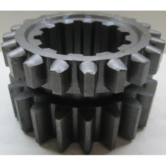Шестерня КПП МТЗ 1-й ступени редуктора ведущая Z=20/20 - 1