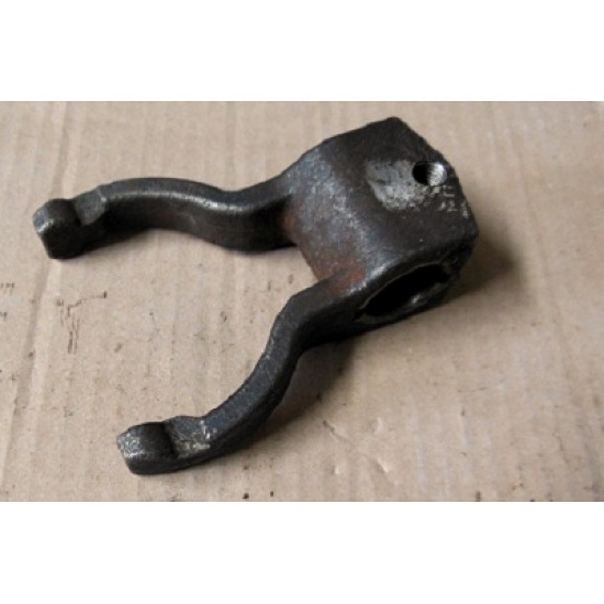 Вилка отводки муфты сцепления Т-40 ВОМ - 1