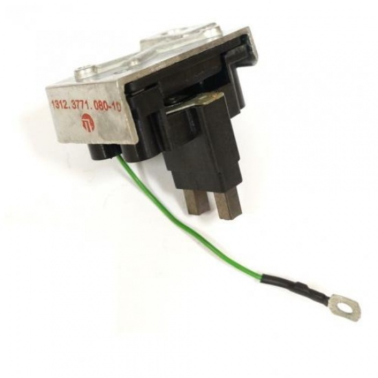 Реле регулятор напряжения с щёт. узл. КАМАЗ (1322.3771-10,-20;3112.3771;3122.3771;3142.3771) "ELTRA" - 1