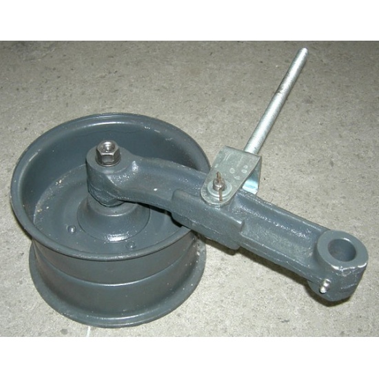 Шкив натяжной в сборе с осью без рычага (УКР) - 1