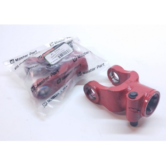 Вилка шарнира кард.вала А-160 ( 8 шлиц ) - 1